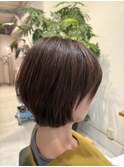 くせ毛を活かしたショートヘア
