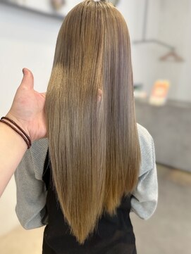 リアンバイアリュール(Lian by Allure) Lian by Allure本厚木 畠山貴子　ハニーベージュカラー