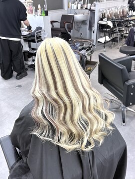 シェイロ(Cielro) 【ブロンド×ハイライトデザイン】SAKI