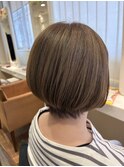 40代ショートベージュ