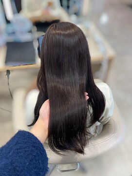 ケンジ 平塚ラスカ店(KENJE) 黄み少なめほんのりラベンダーブラウン