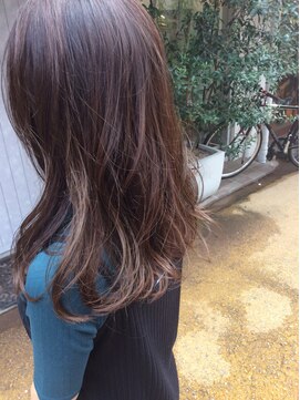 ブレス(Bless) backstyle