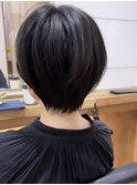 美髪にオトナかわいいホワイトグレージュネビージュショートボブ