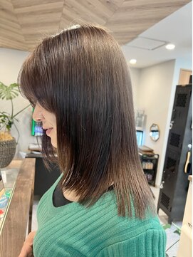 サンフィールド(Sunfield) ミディアムライン×グレージュ