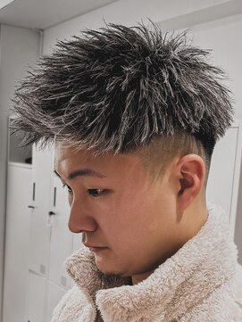 ルースト 京都四条大宮店(ROOST) ホワイトハイライトショート