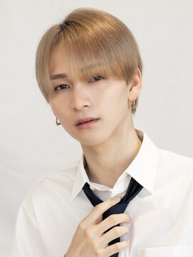 オーシャントーキョー 渋谷(OCEAN TOKYO) ショートマッシュハイトーンカラーシースルー刈り上げショート