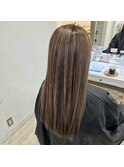 ハイライトベージュ