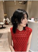 黒髪ウルフ　顔まわりカット　レイヤーミディ　暗髪　透明感