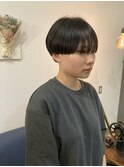 ショートボブ