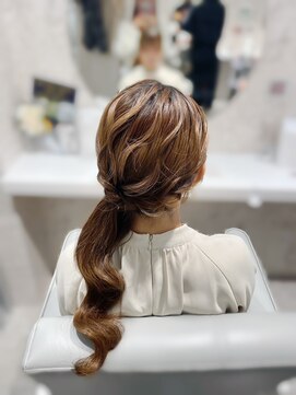 ベルグロー(BELLEGROW) ローポニー/ポニーテール/お呼ばれへアセット