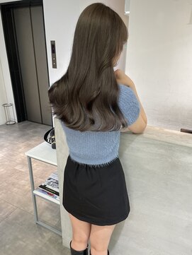 ルル(Lulu) グレージュカラー