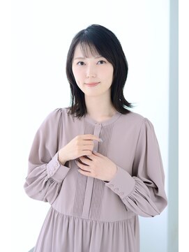 アトリエマサコ ホテル横浜キャメロットジャパン店(Atelier MASAKO) やわらかい質感のミディアムスタイル。