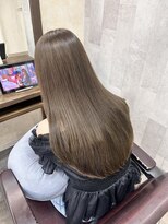アンドカオマワリカットファム(Fann.)&nbsp;オリーブベージュ×艶髪ロング