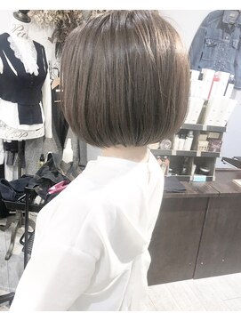 ヘアーアンドアトリエ マール(Hair&Atelier Marl) 【Marl】アッシュベージュカラーのシンプルボブ♪