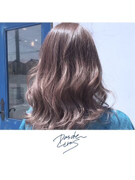 パドトロワ(Pas de trois) 新潟×透明感グレージュ×波ウェーブ