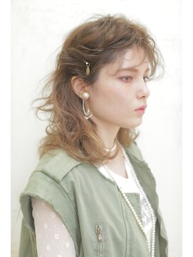 モードケイズ 阪急茨木店(MODE K's) ヘアアレンジ　パーティーセット　外国人風ハイライト