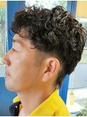 メンズのツーブロックパーマスタイル