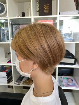 シンヤヘアーズ アルザ通り店(SHINYA HAIRS) ベリーショート