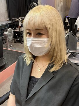 モイ(moy) ウルフ風レイヤーカット