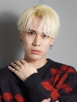 オーシャントーキョー 渋谷(OCEAN TOKYO)&nbsp;ナチュラルセンターパートツーブロック韓国刈り上げ