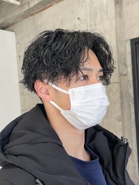 モーブ(MAUVE) 波巻きツイストスパイラルパーマメンズマッシュ