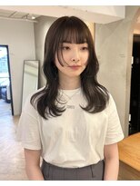 ローレン(LOREN)&nbsp;デザインカラー/レイヤーカット/ウェットヘア/オリーブベージュ