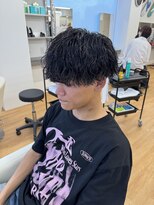 ビカム 名駅(become)&nbsp;緩め波巻きパーマ　刈り上げマッシュ　ショート　メンズパーマ