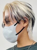 ウィコ 新宿(WICO)&nbsp;ホワイト×エンドブラック[新宿駅/韓国マッシュ/ベリーショート]