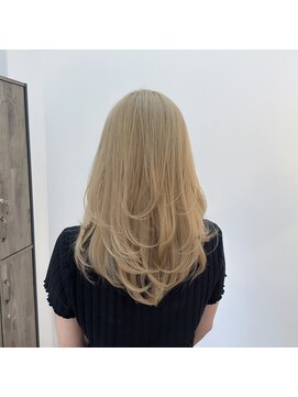 オフショア(Offshore) 上品なレイヤースタイル