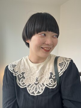 ナループロア ハチ(Nalu pu loa hachi) 黒髪マッシュ/マッシュ