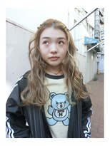 ノラ シブヤ(NORA) ☆ハイトーンベージュワンレングスロングはちみつカラー茶髪