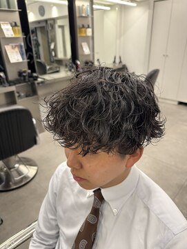 グルーマーズトウキョウ(GROOMER/S TOKYO) men's/メンズパーマ/波巻きツイストスパイラル/神保町/フェード