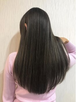 オルダヘアー(olda.hair)の写真/髪質やダメージレベルに合わせた的確なアプローチで、頑固なクセもしなやかなストレートへ導きます＊