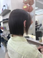 サンド 池袋 2nd(sand) ぱつっとラインが可愛い、切りっぱなしボブ/地毛風縮毛矯正