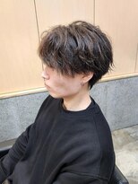 ニアウ 伊勢崎連取店(Niau)&nbsp;刈り上げセンターパートシャドウパーマフェザーパーマ