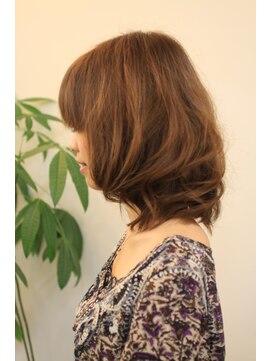 コンフィ スペース(Comfy space) ゆるふわウェーブで