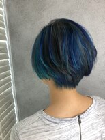 ヘアサロンM 新宿&nbsp;ターコイズブルー×ハワイアン