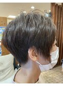 ショートヘア
