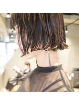 ビビト(bibito) bibito ウネウネ切りっぱなしデジタルパーマボブネオソバージュ