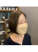 首元すっきりカーキベージュボブ