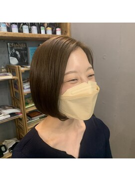 パム 恵比寿(PAM.) 首元すっきりカーキベージュボブ