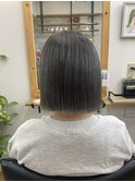 ハイトーン切りっぱなしボブ
