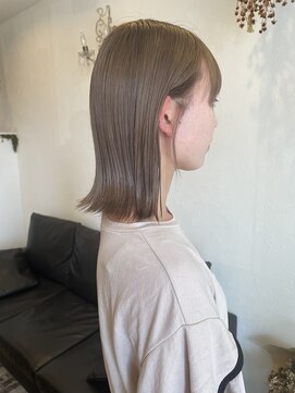 マァロ(malo.) 透明感ミルクティーベージュ