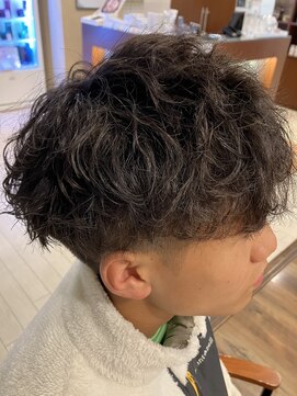 アッシュ アーティスティック スタジオ オブ ヘア(Ash artistic studio of hair) マッシュ×ツイストスパイラルパーマ