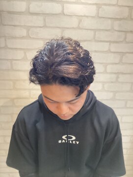 ワイズヘアラウンジキロット(Y’s hair lounge Kilotto) 似合わせアップバングツイストスパイラルパーマ