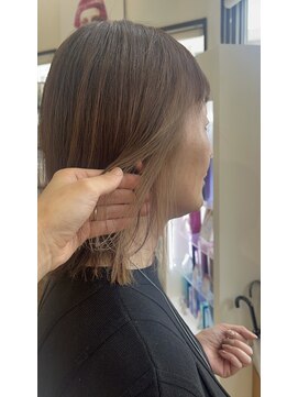 コレットヘア(Colette hair) インナーカラー／ベージュカラー