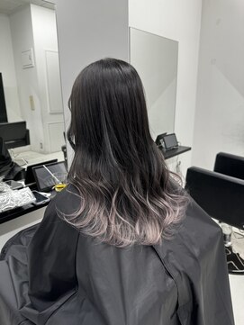 アライブ キチジョウジ(ALIVE Kichijoji) 自然な繋がりのグラデーションカラー！