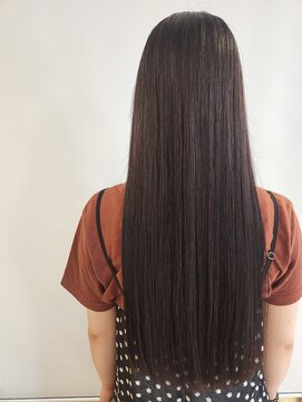 クララ トヨハシ(CLALA Toyohashi) 酸熱髪質改善トリートメント