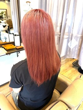 フルムーン(Full Moon) ブリーチ2回にオンカラーでビビットなピンクカラー