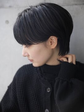 オズ 安積店(OZ) 安積顔周りレイヤーボブダブルカラーショートヘアグレージュ韓国